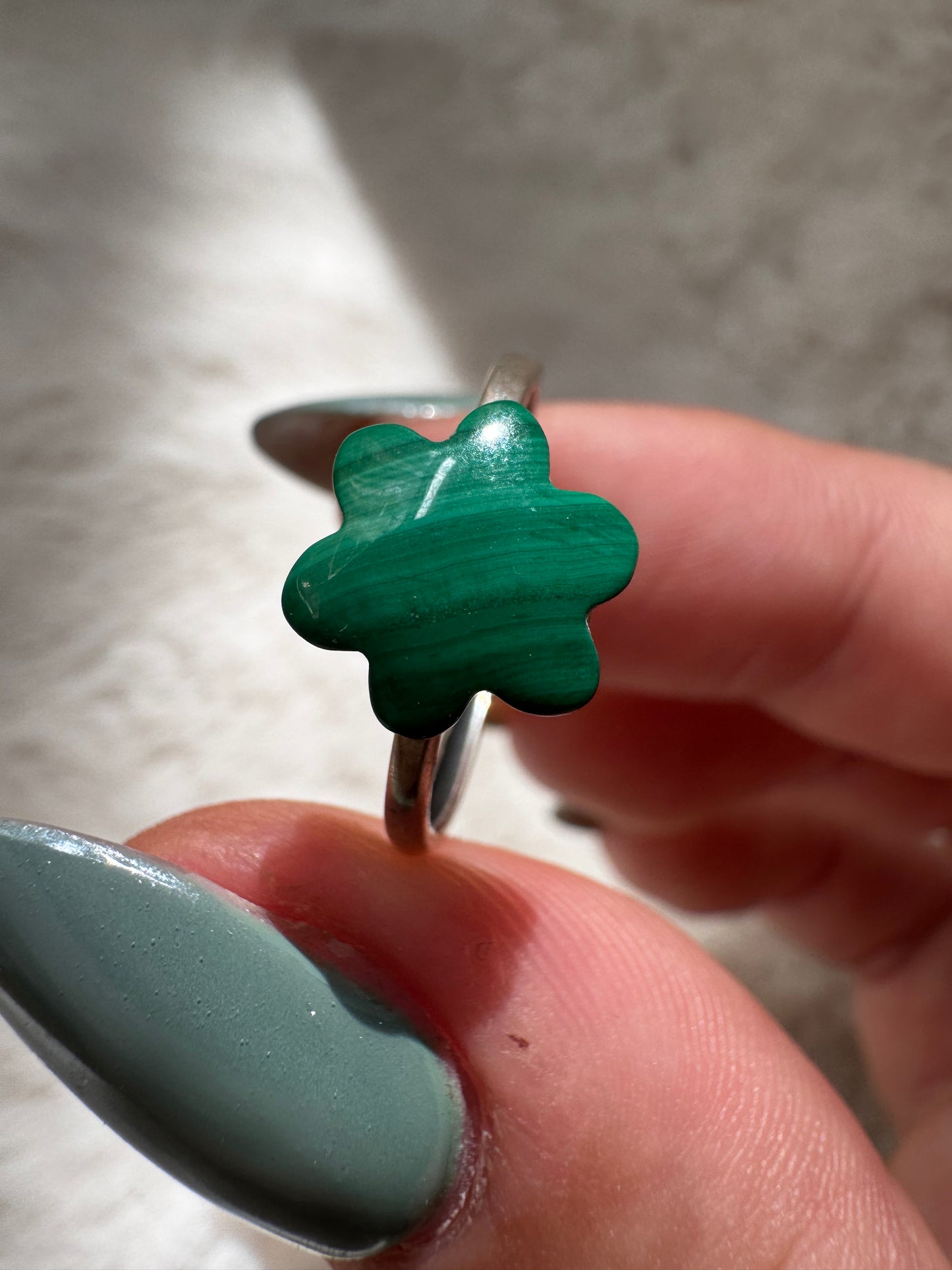 Malachite adjustable rings in Silver 925