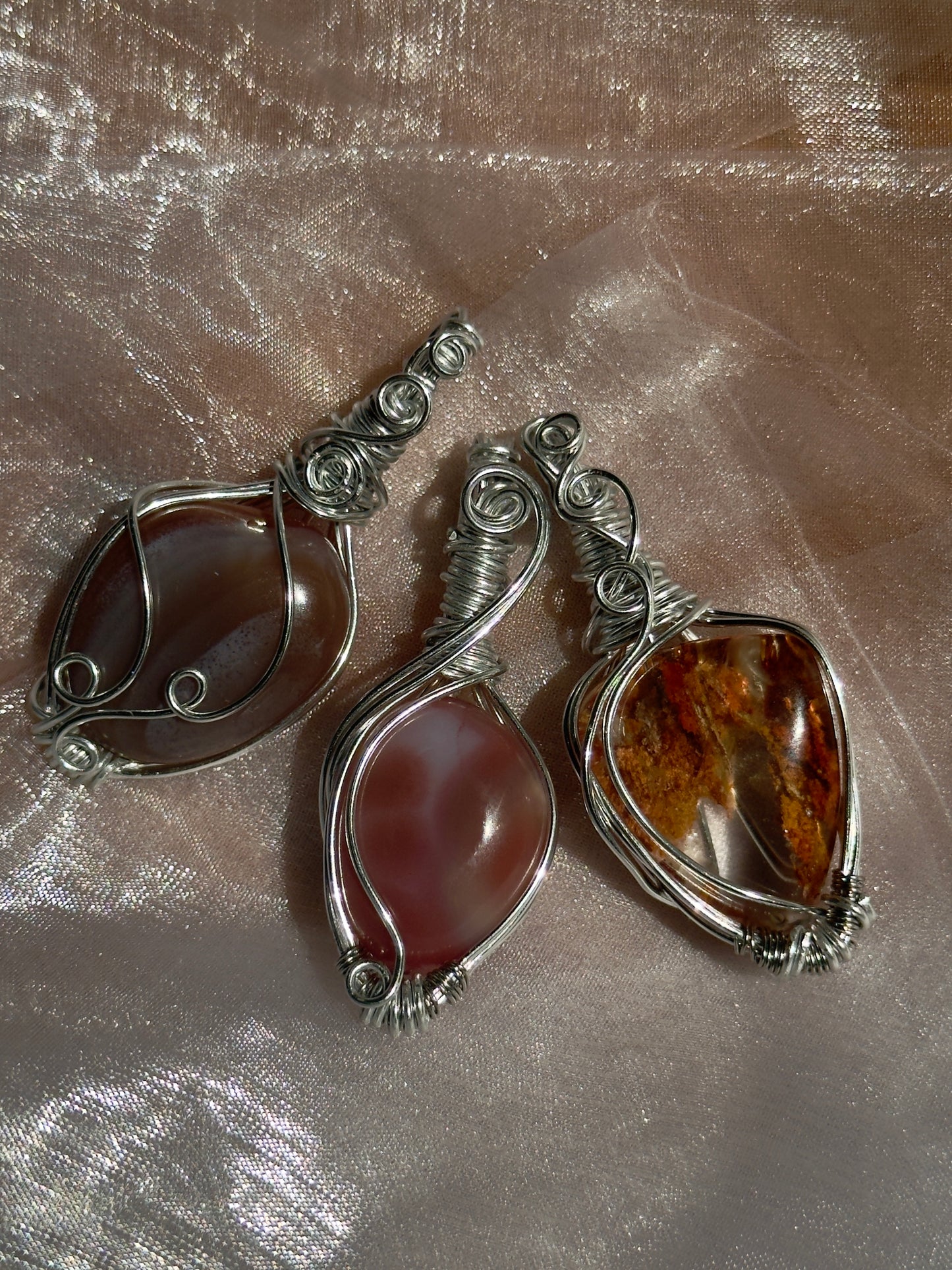 Nikki pendants 🌟