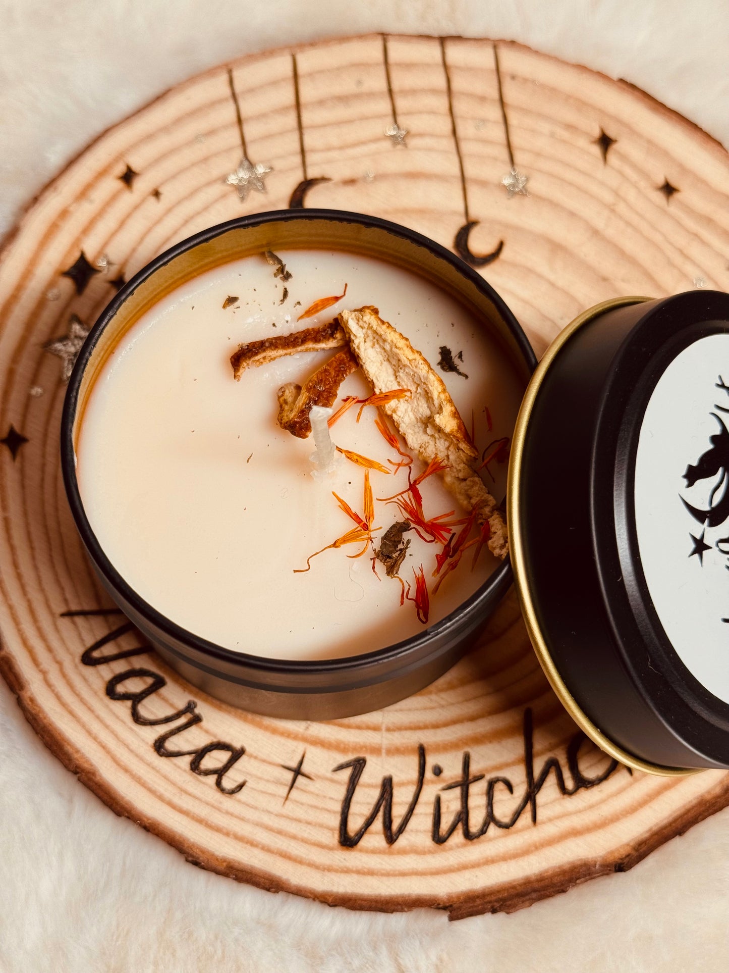 Baked Bread scented tin candle and pumpkin wax melt