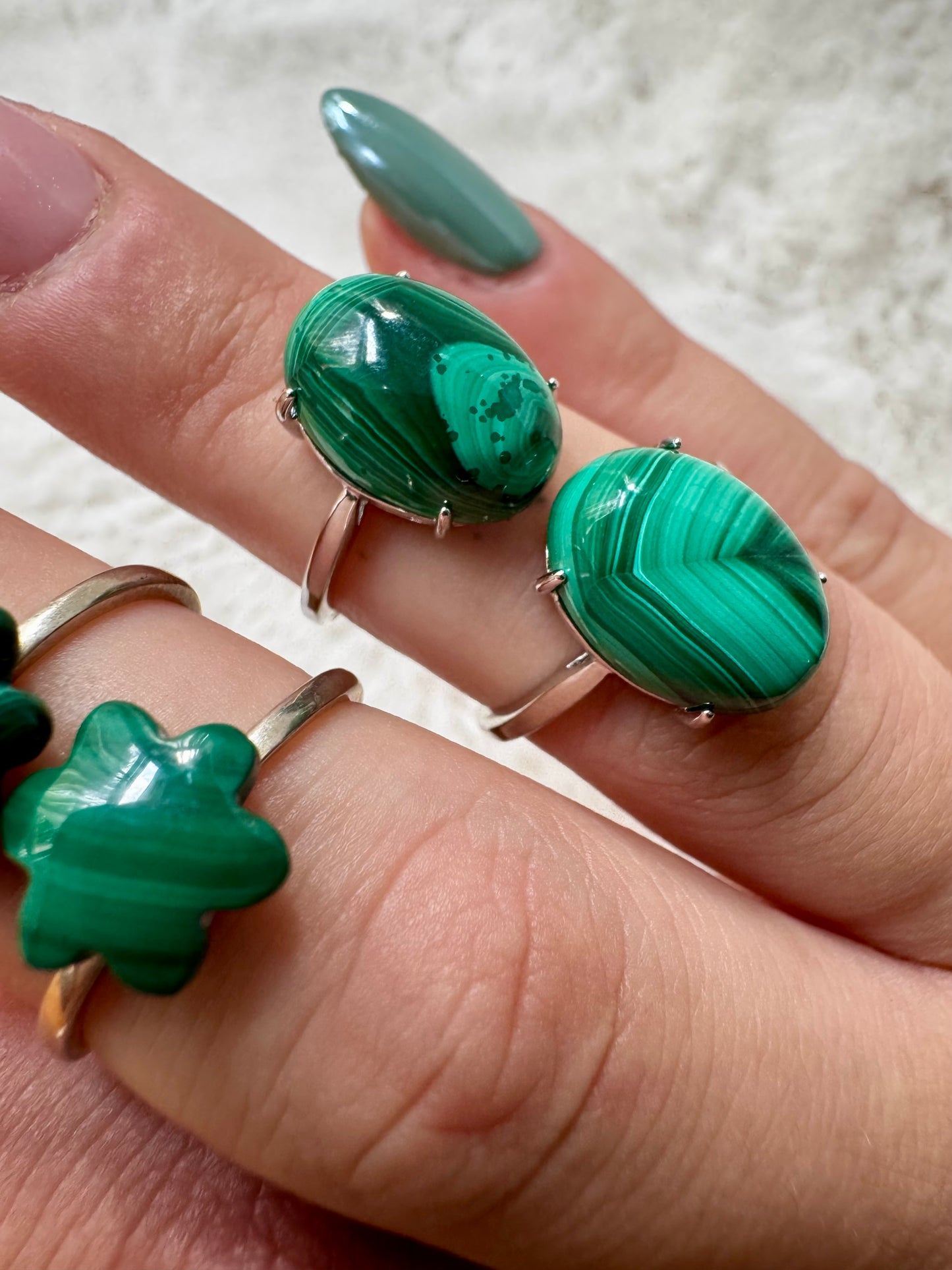 Malachite adjustable rings in Silver 925
