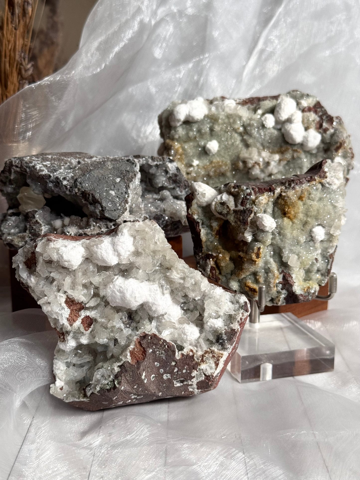 Okenite spheres on Crystallised Apophyllite, Stilbite & Green Chalcedony|Quartz – Indian Zeolite Specimen