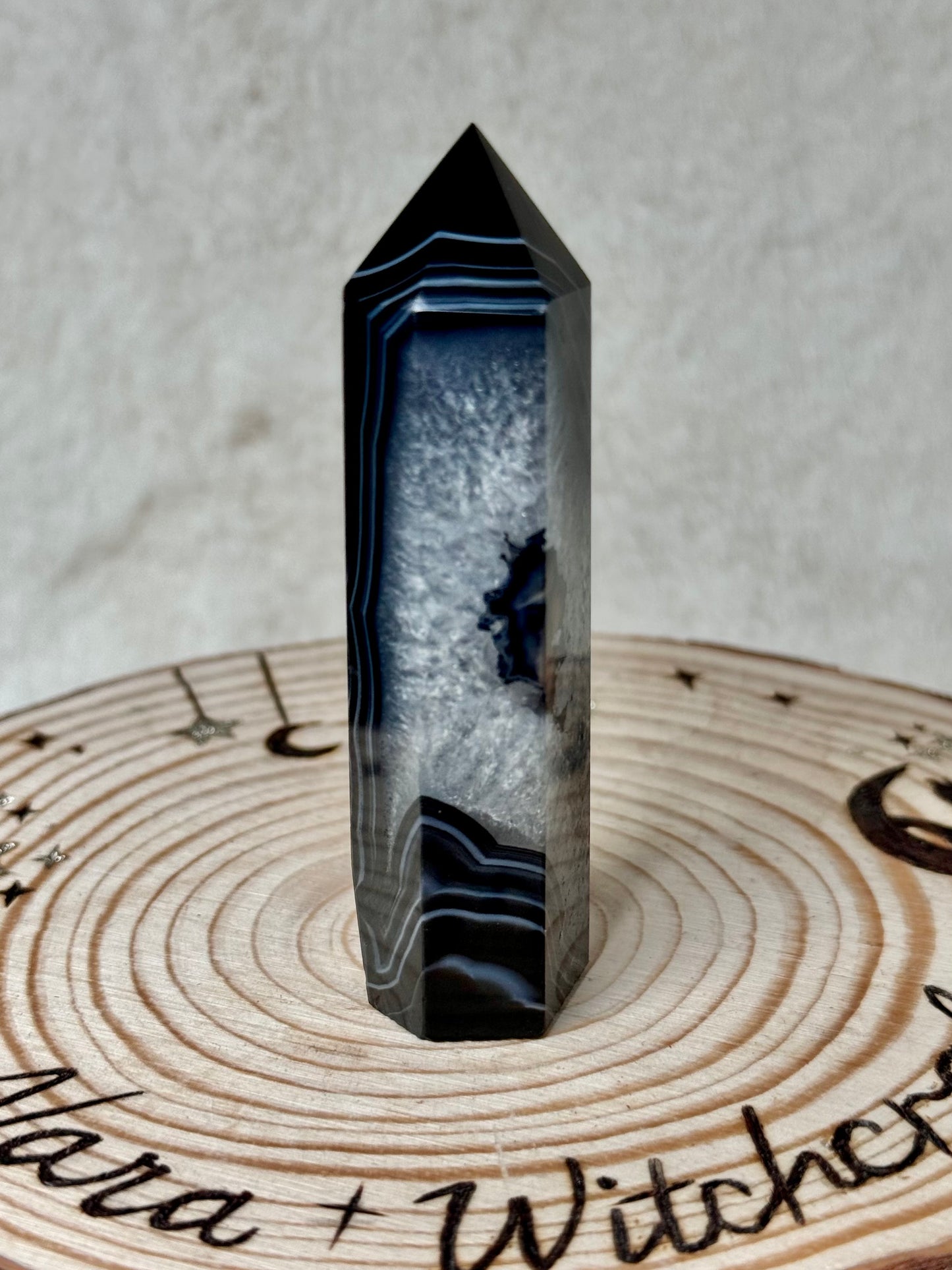 Black Onyx (Banded Onyx) towers