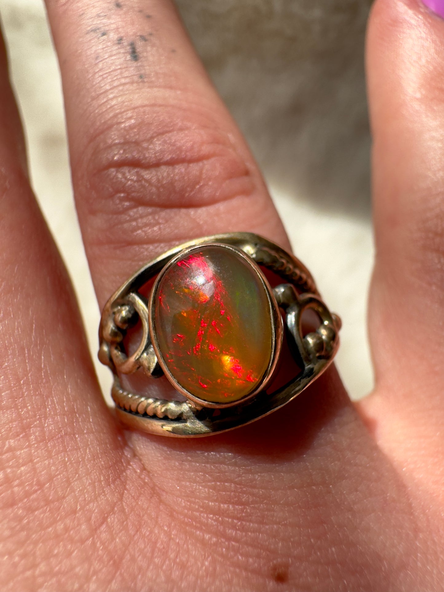 Ethiopian Opal adjustable rings in Silver 925