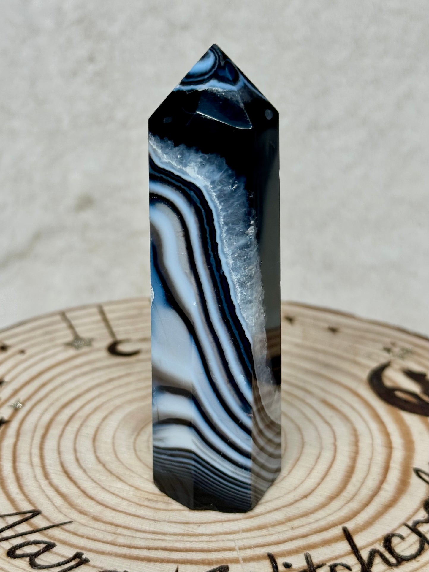 Black Onyx (Banded Onyx) towers