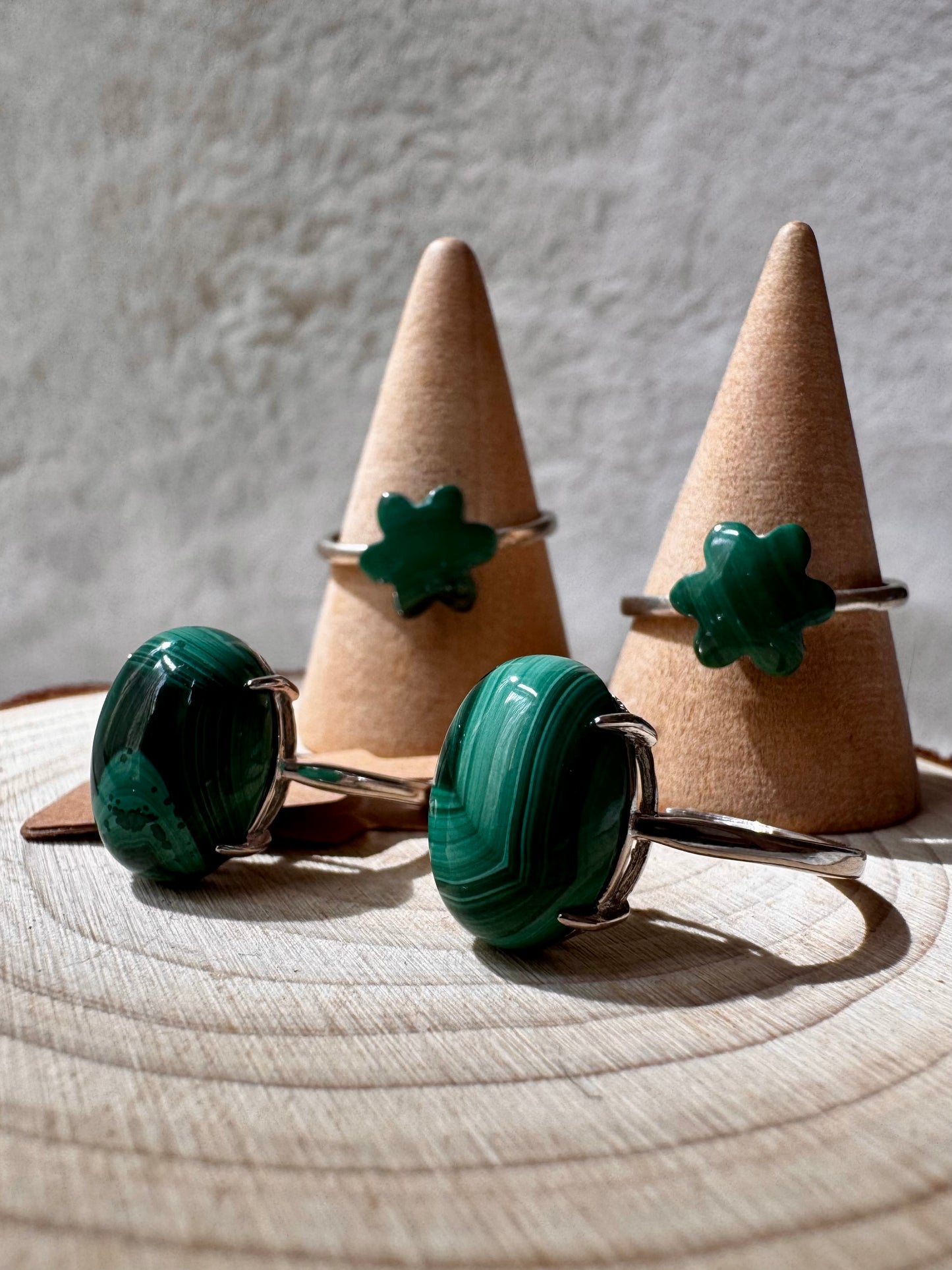 Malachite adjustable rings in Silver 925