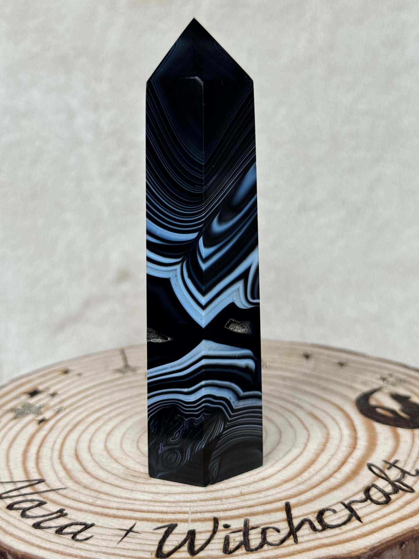 Black Onyx (Banded Onyx) towers