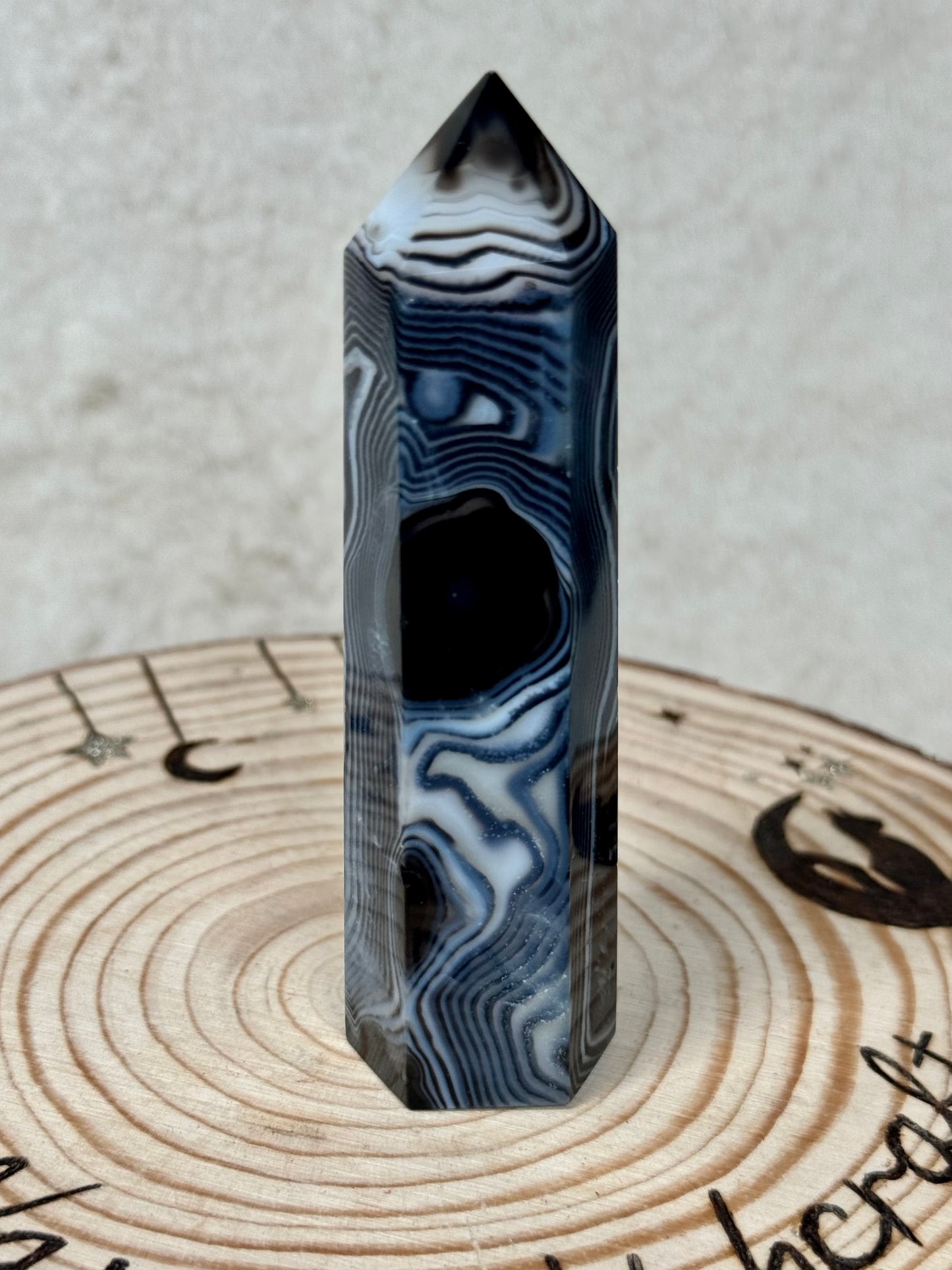 Black Onyx (Banded Onyx) towers