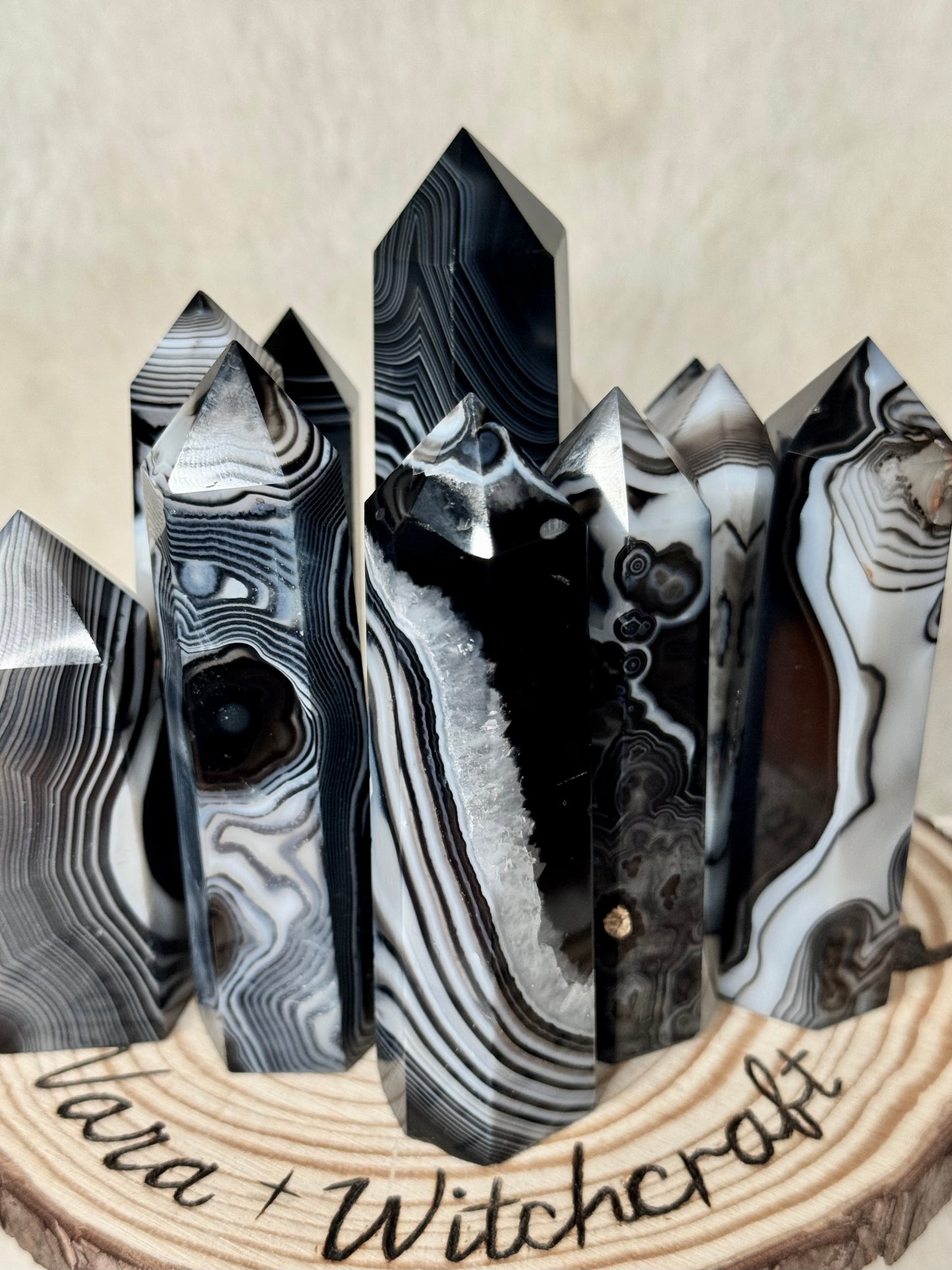 Black Onyx (Banded Onyx) towers