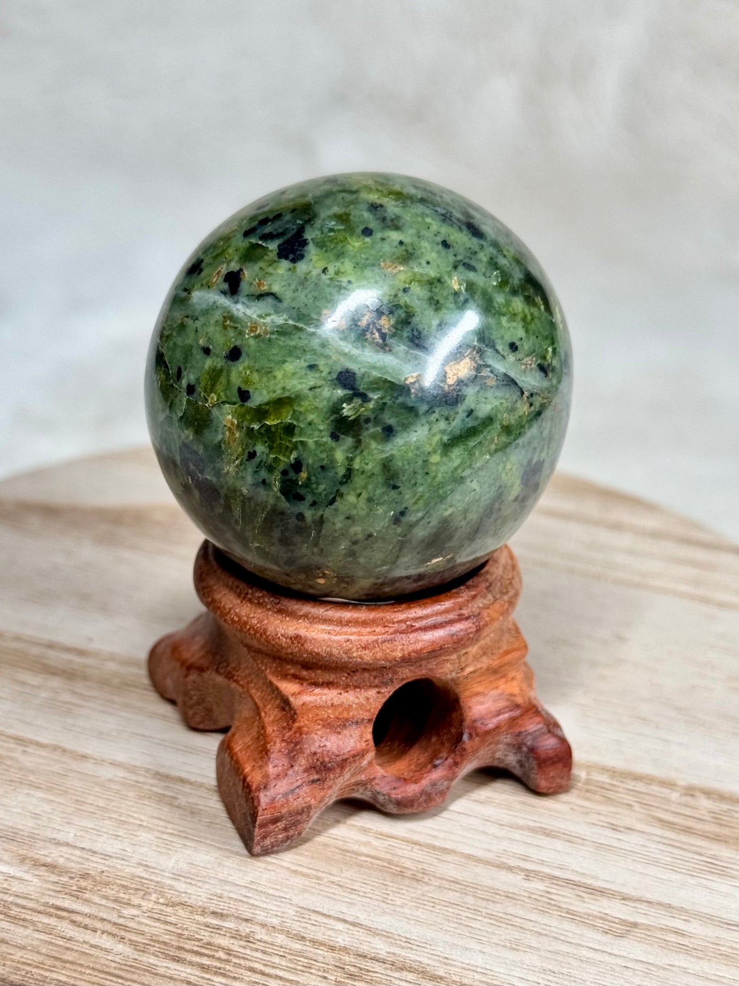 Nephrite spheres (Peruvian Jade)