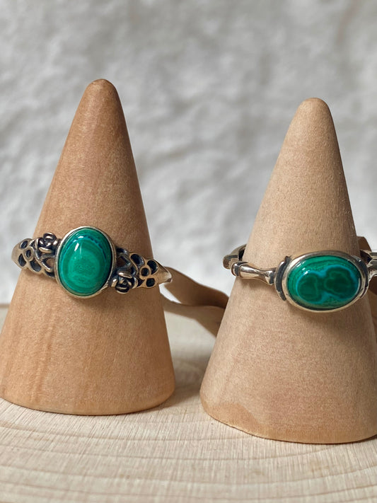 Malachite adjustable vintage rings in Silver 925