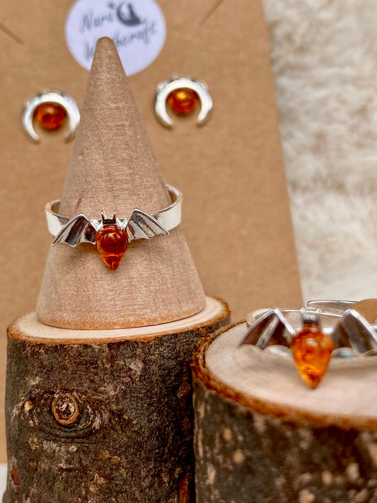 Baltic Amber adjustable bat rings and half moon earrings in Silver 925