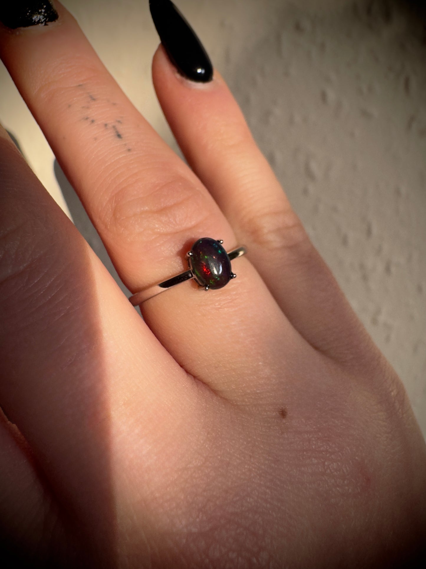 Black Opal adjustable ring in silver 925
