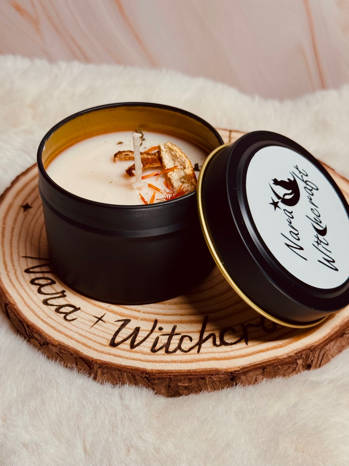 Baked Bread scented tin candle and pumpkin wax melt