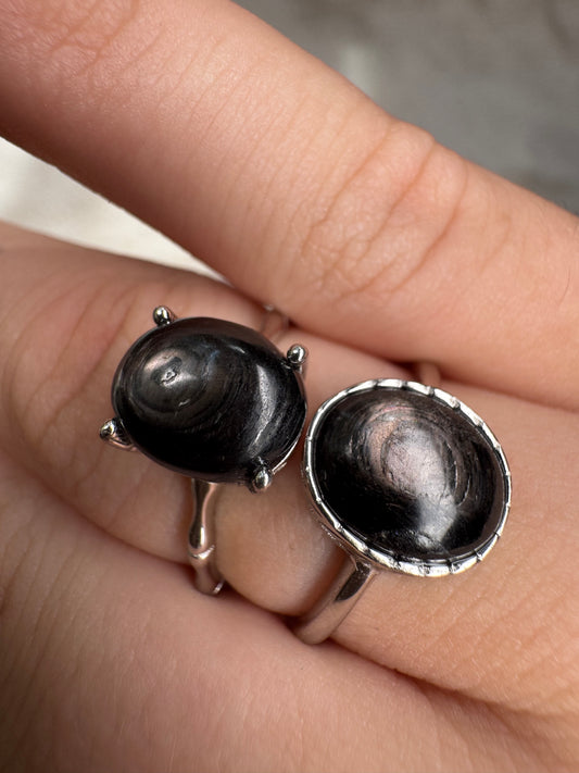 Hypersthene adjustable rings in Silver 925